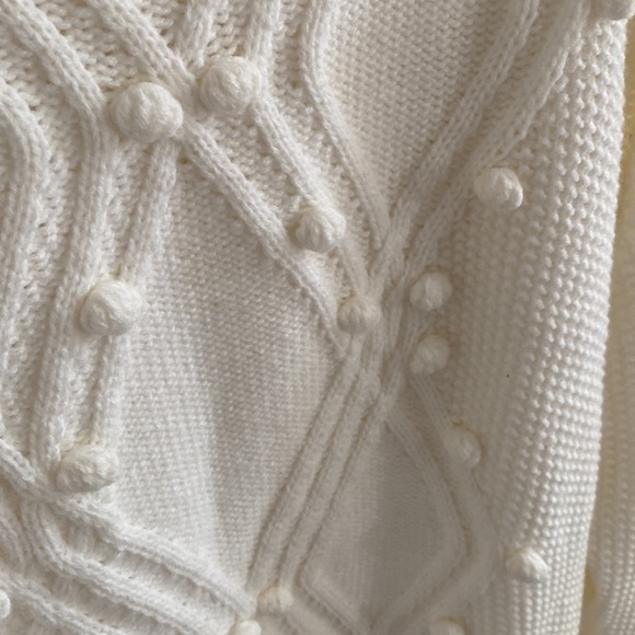 Ava Viv Popcorn Stitch and Cable Knit Sweater - Picture 2 of 5